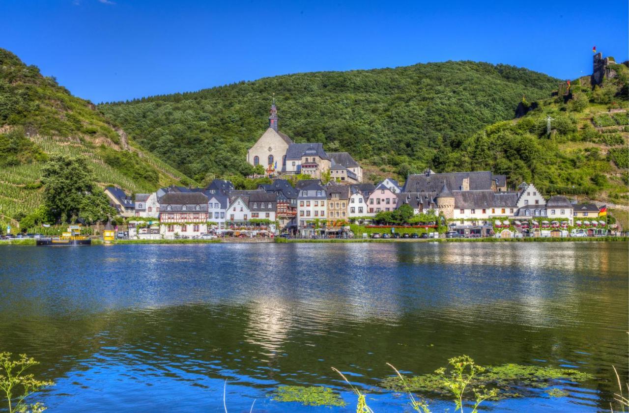 Hotel Restaurant Alte Stadtmauer Байльштайн Экстерьер фото